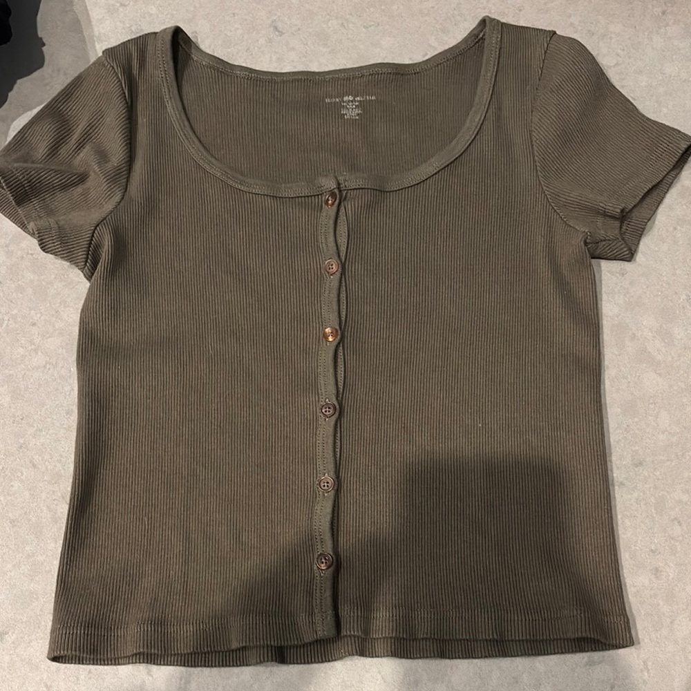 Brandy Melville Khaki Ribbed Button-Up Blouse